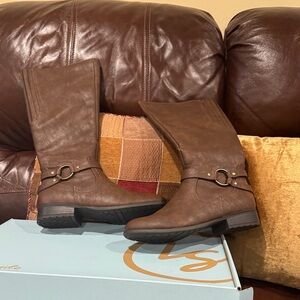 Brand new, never worn Life Stride Brown Riding Boots